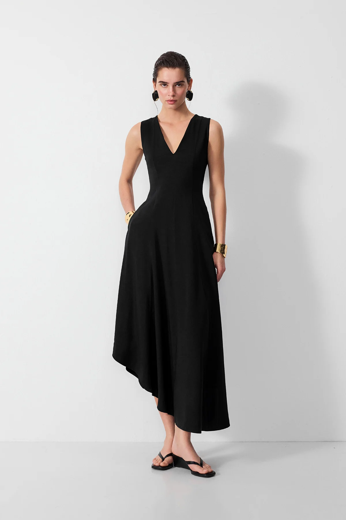 Shadow V dress - Premium Edition
